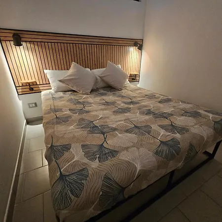 Solmarina House דירה *