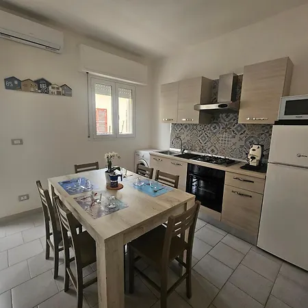 Solmarina House Apartment Marina di Ragusa
